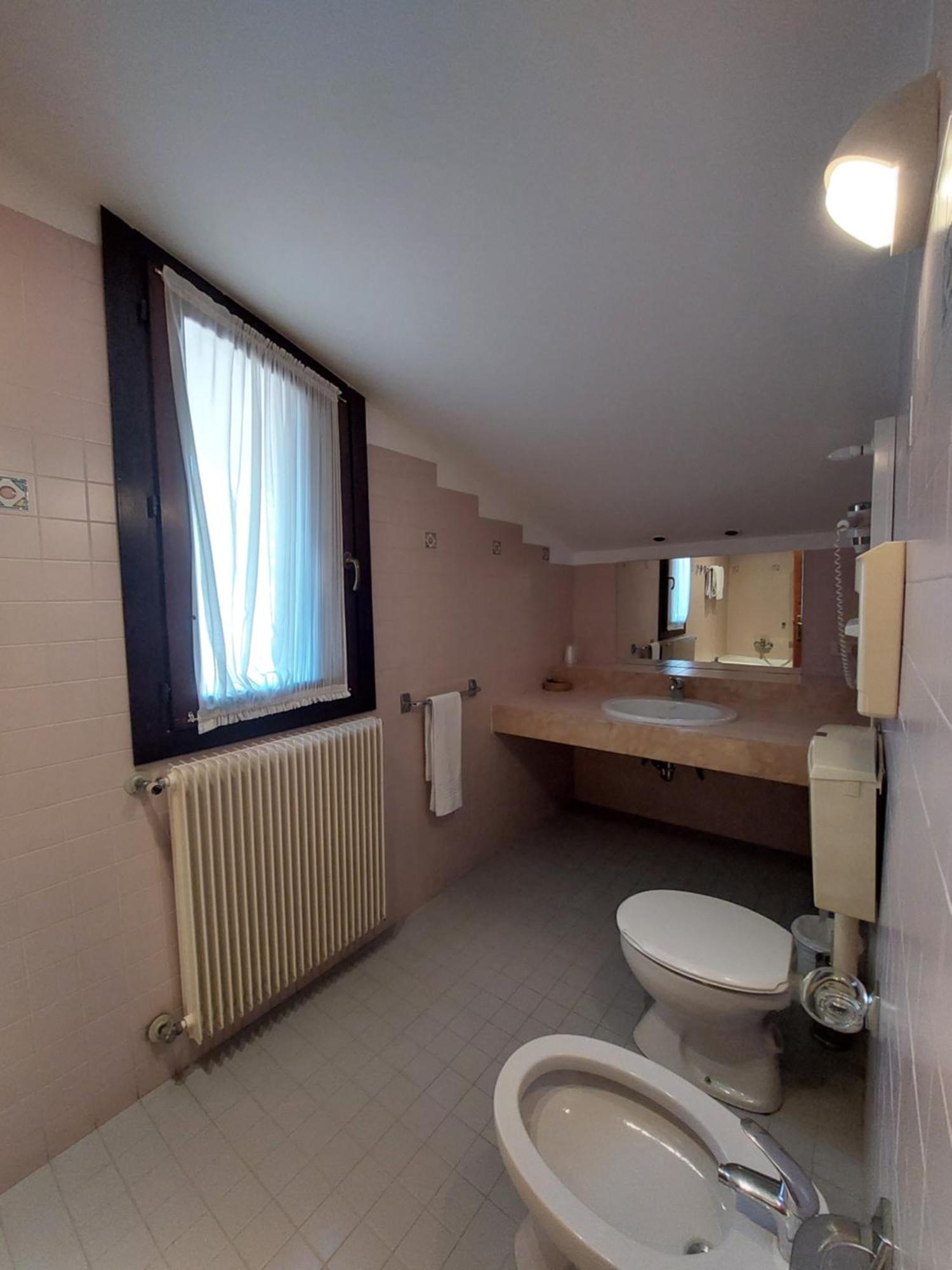 Albergo Alla Pineta 몬테벨루나 외부 사진